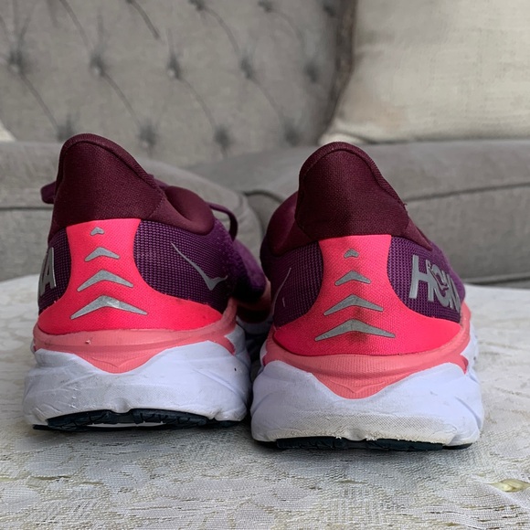 Hoka Clifton 8 Women's Magenta and Coral Everyday Athletic Shoes - Picture 11 of 12